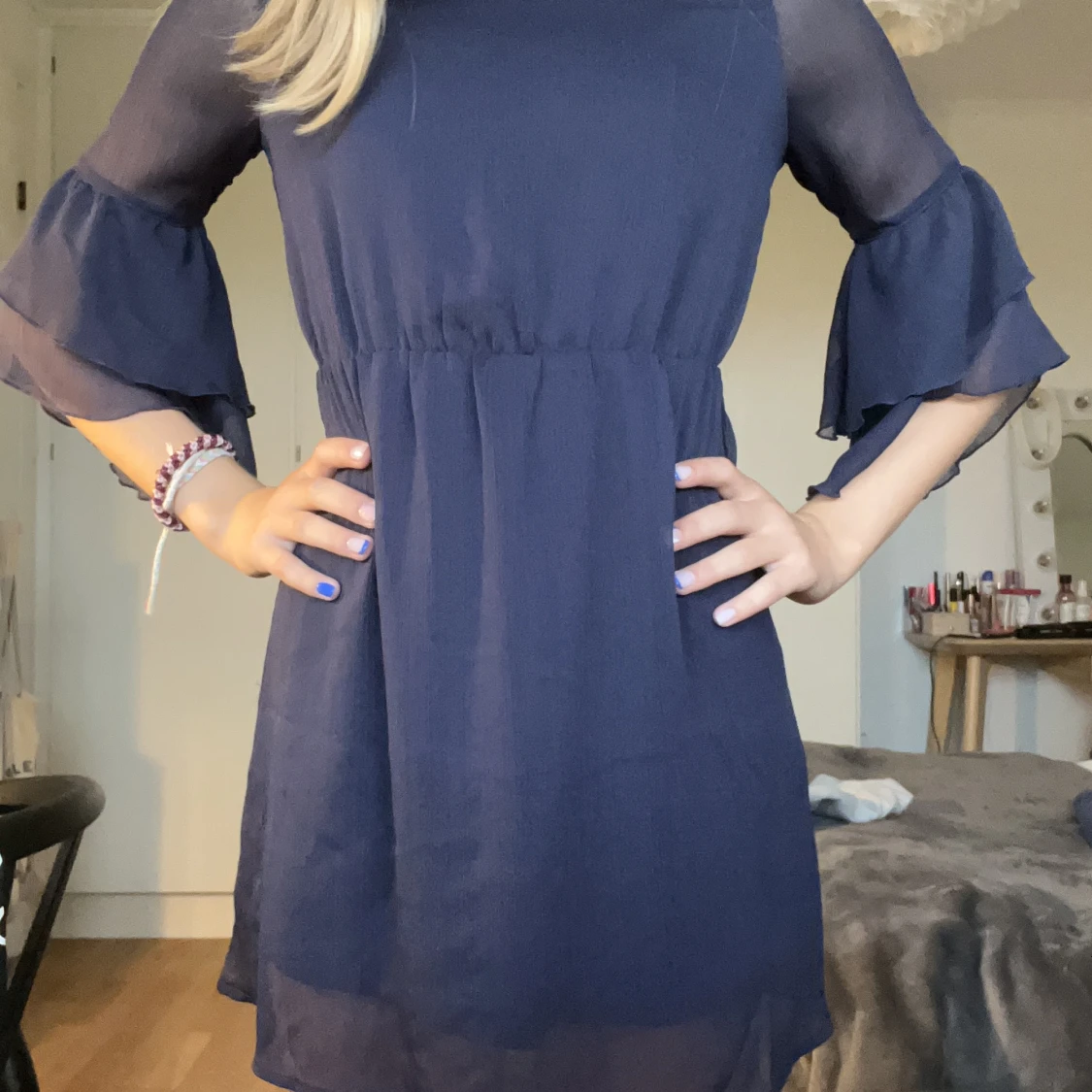 Mörkblå klänning - 90
