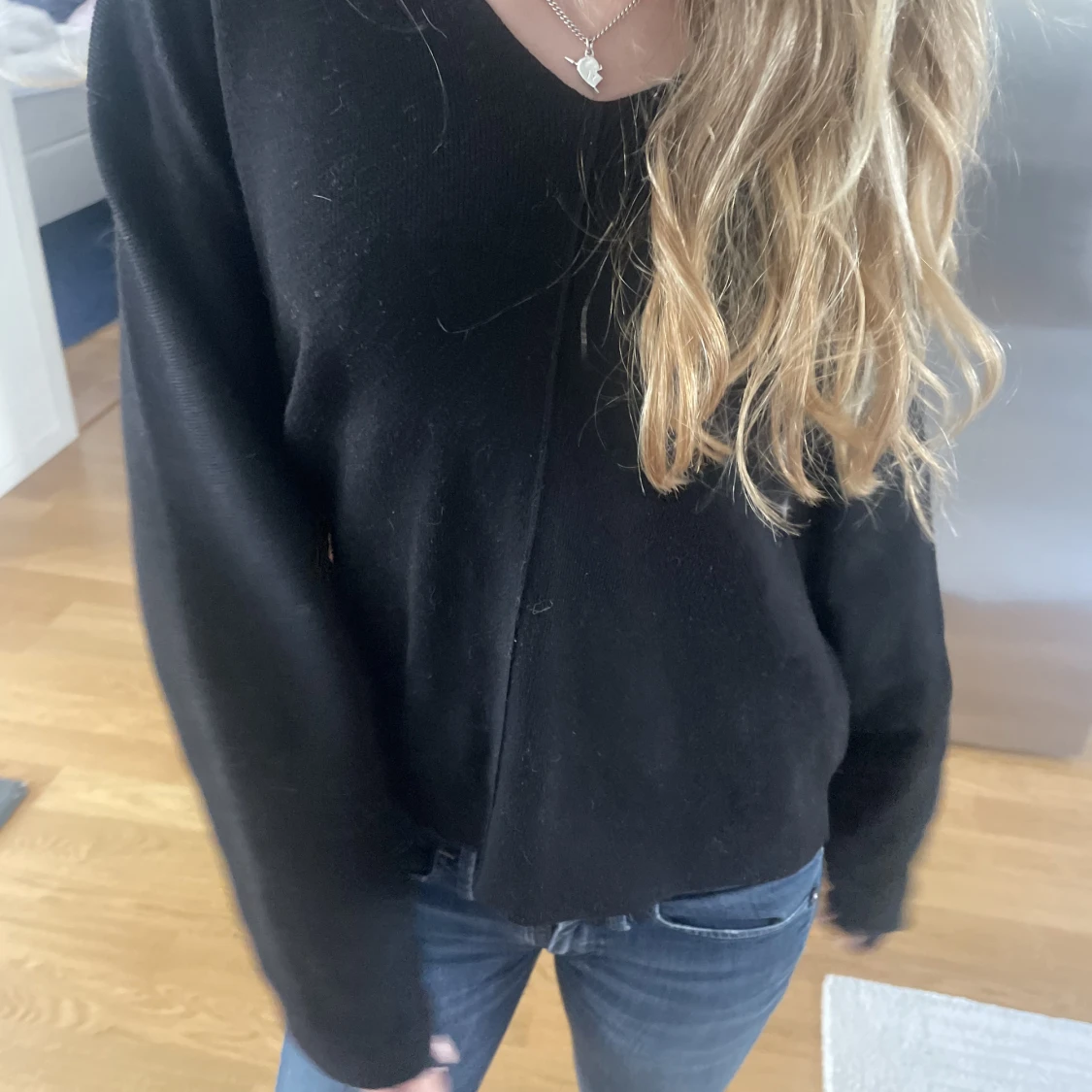 Svart Stickad Tröja