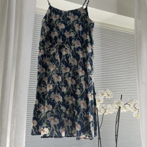 Mini klänning - En av mina favoritklänningar som jag tyvärr säljer då den blivit för liten💕 köpt för länge sen så finns ej att få tag på längre!