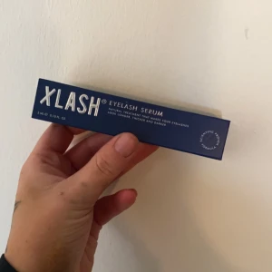 Xlash Eyelashserum 3ml - Säljer då det aldrig kommer till användning Använd 1-2 gånger sen bara legat i badrumsskåpet. 