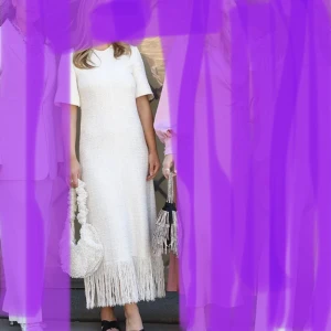 SÖKES  - SÖKES  Fransklänning i tweed från ZARA