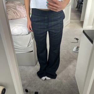 Kostymbyxor  - Så coola från zara 