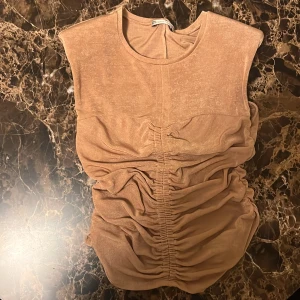 Zara topp  - Skimrig zara topp i Stl S 