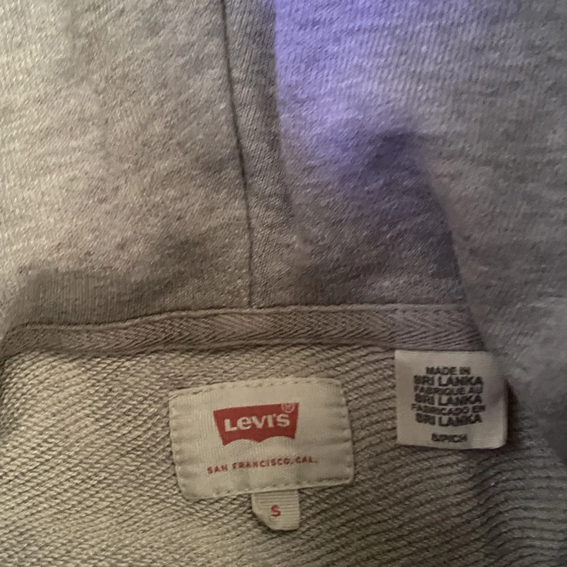 Grå Levis hoodie - 90