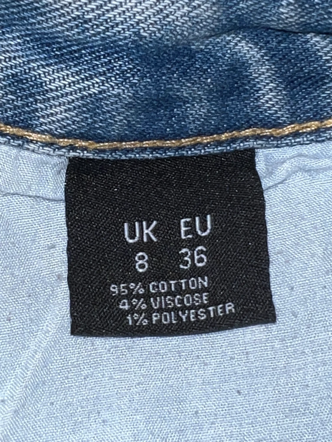 Jeans från PrettyLittleThing - 90