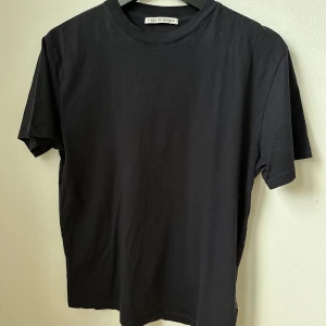 Tiger of Sweden, T-Shirt, Strl S - Fint skick.