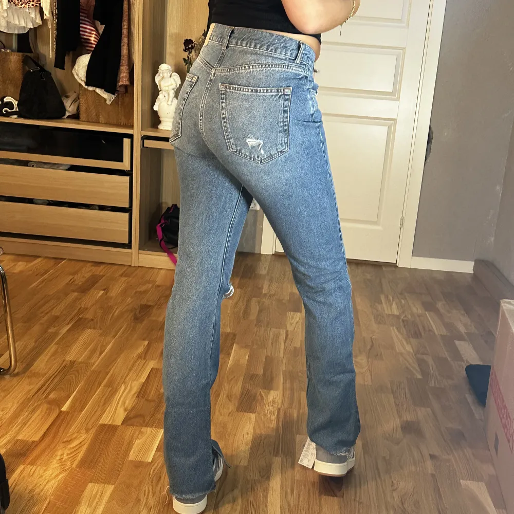jeans från pull and bear. Jeans & Byxor.