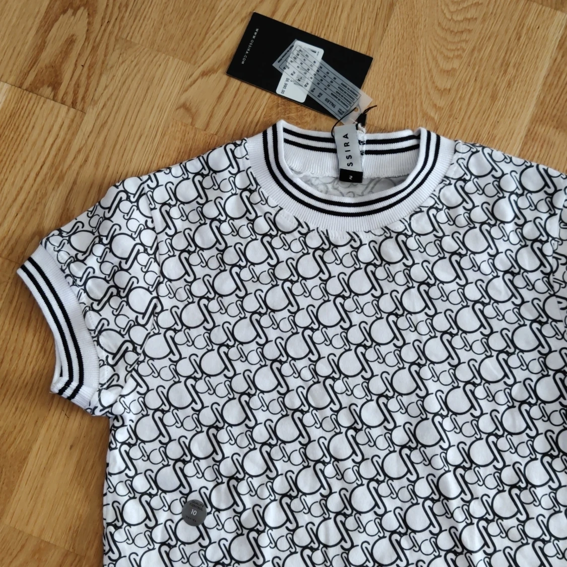 One of a kind top - 90