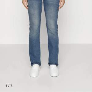 Säljer mina älskade ltb jeans, jeansen är nästintill nya och har inga spår av använding. 