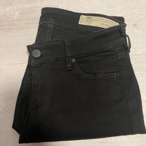 Svarta diesel high waist jeans 