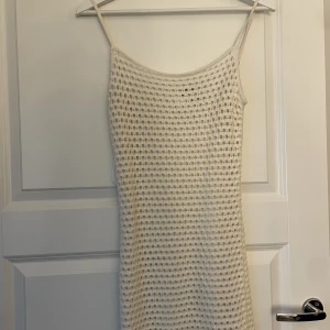 Genomskinlig klänning🤍 - Genomskinlig strandklänning som aldrig är använd med lapp kvar❤️‍🔥