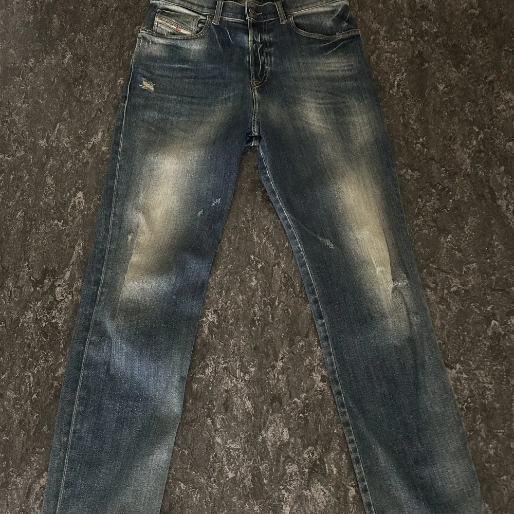 Diesel byxor för ett bra pris. Jeans & Byxor.