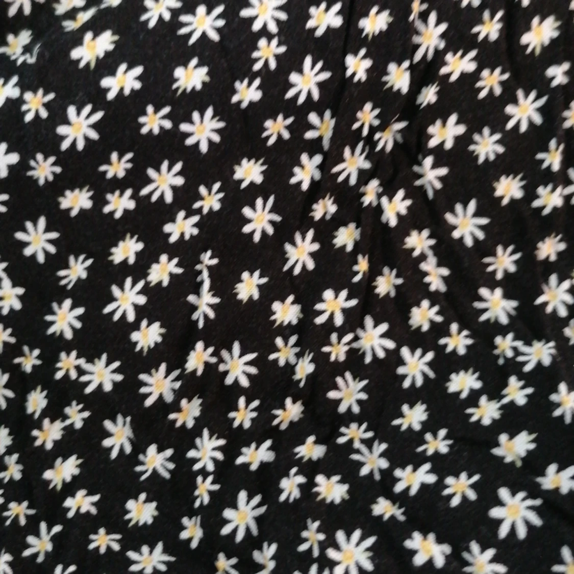 Svart klänning med blommor 🌼 - 91