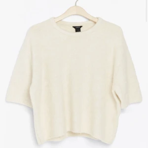 Lindex tröja - Stickad tröja från Lindex i mycket bra skick använd endast en till två gånger.