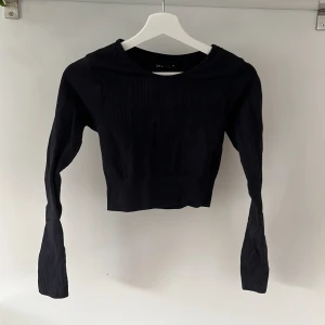 Tröja - Sorlek XXS/XS Tight passform Använd en gång