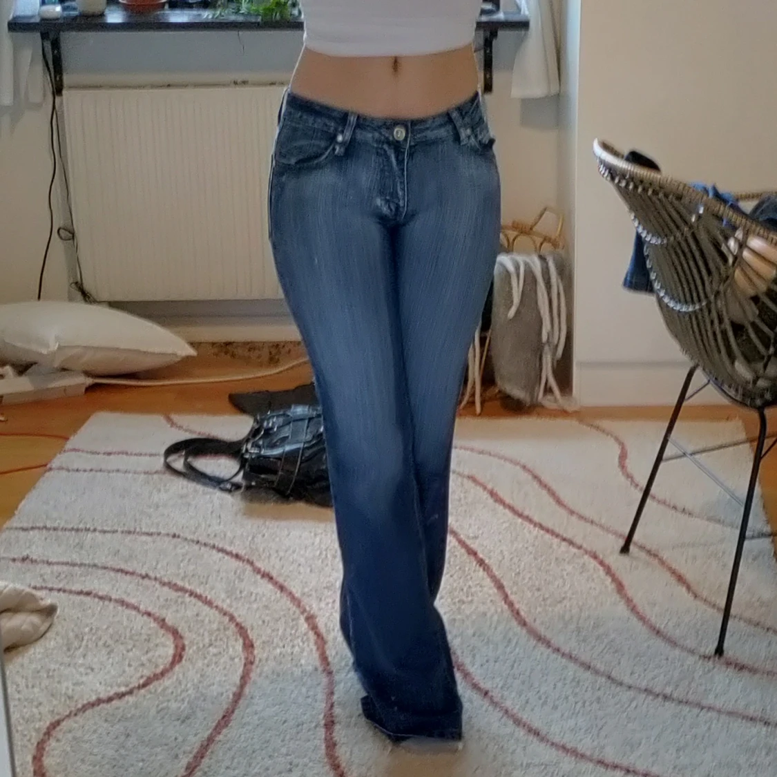 Lowrise Flare Jeans - 90