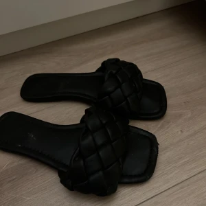 Tofflor  - Oanvända