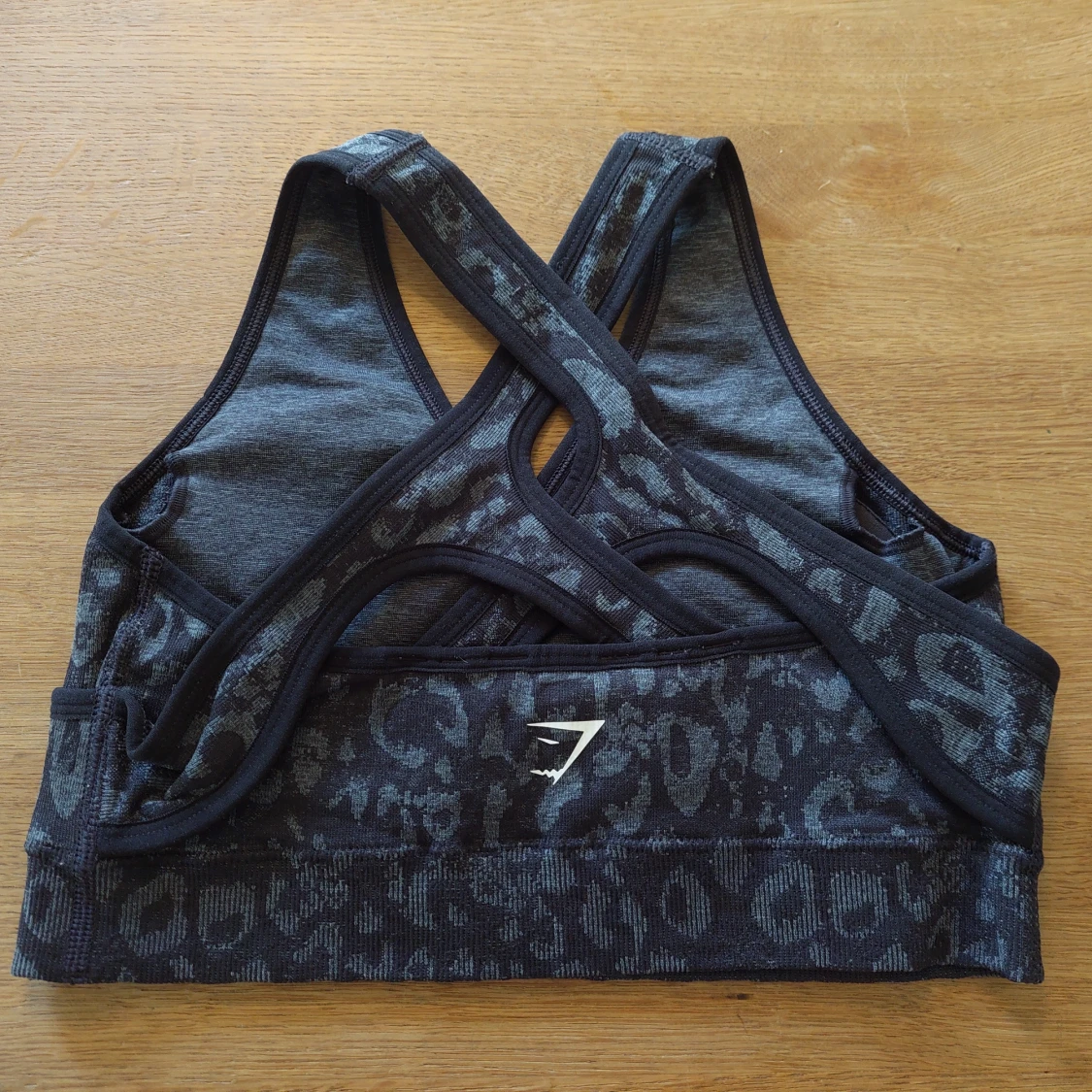 Gymshark camo sport bh, svart/grå - 91