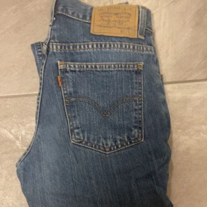 Levis jeans - Levisjens