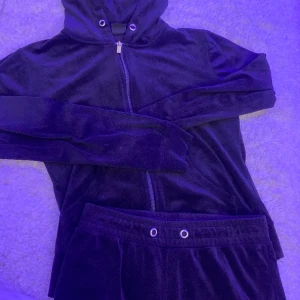 Gina sett - Gina sett