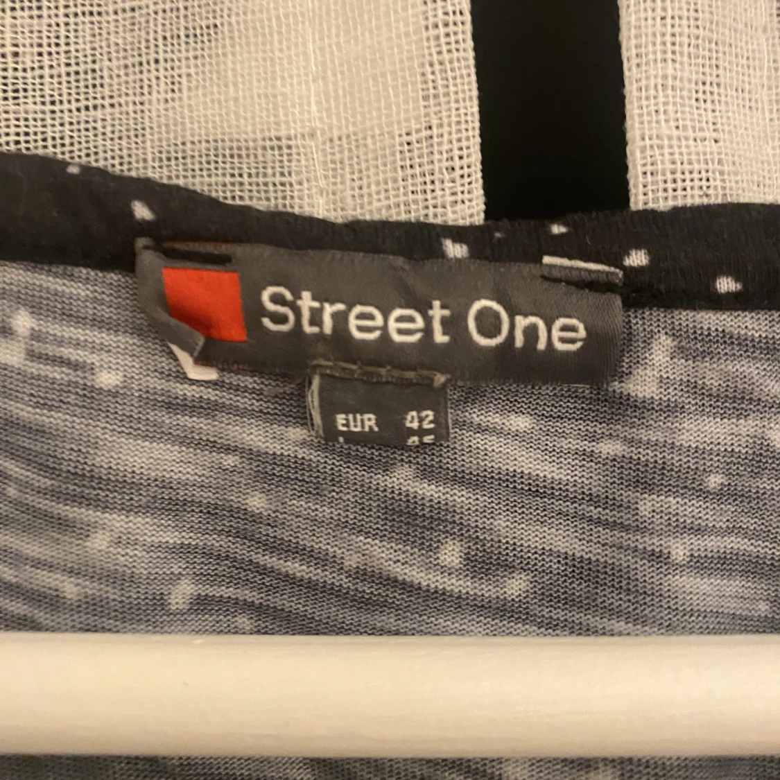 Prickig långärmad - 90