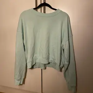 Ljusblå sweater 🫶🏻