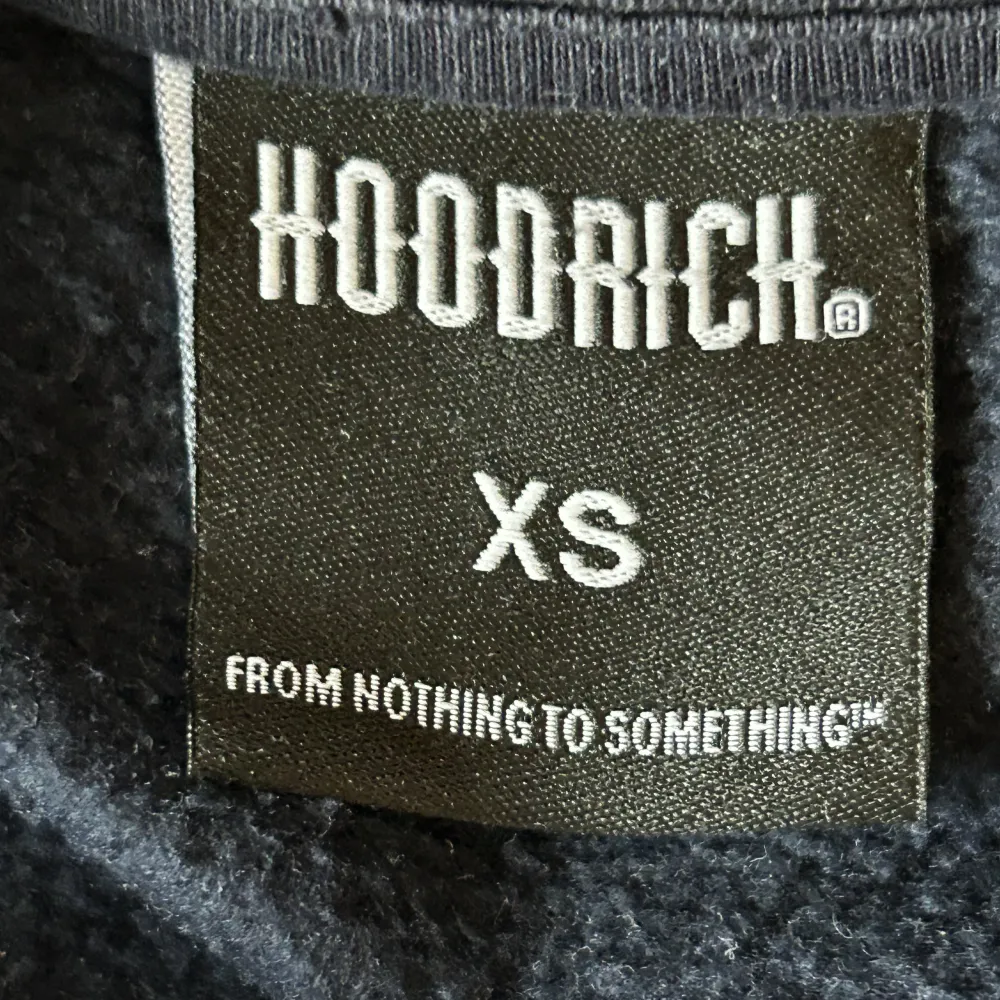 Väldigt snygg och skön Hoodrich hoodie. Storlek xs men passar s också.. Hoodies.