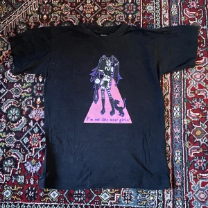 t-shirt  - köpt second hand