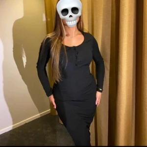 Vardags/fest maxiklänning - Använd några gånger