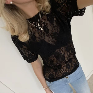 Spetstopp  - Så fin spetstopp från monki som jag aldrig använt💕