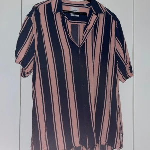 Skjorta  - Fint skick. 