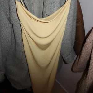 Klänning - Långklänning från Zara Aldrig använd!  Strl S