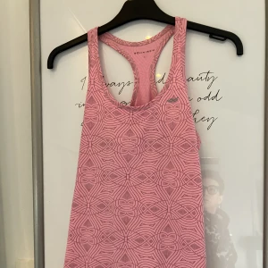 Röhnich linne - Röhnich linne rosa  Strl S  Anv 2 ggr 