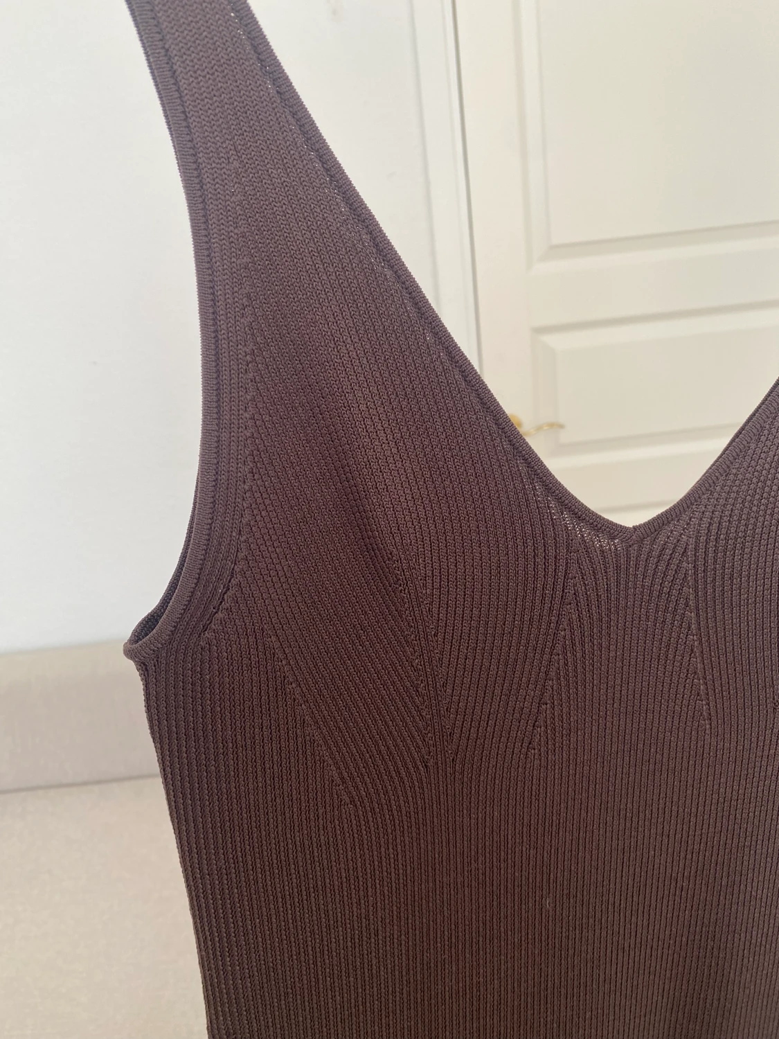 Ribbstickad klänning - 90