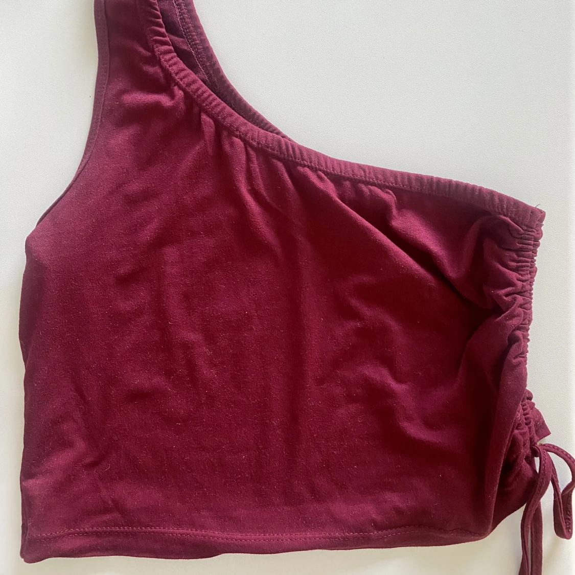 Plommonlila offshoulder topp  - 90