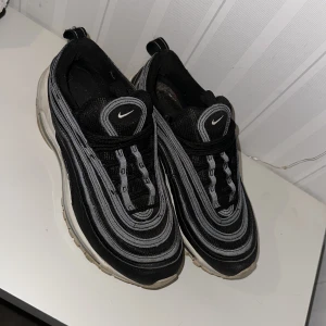 Nike air Max 97 skor  - Strl 38,5  