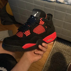 Jordan 1 red thunder - Lite andvända ingen starloss