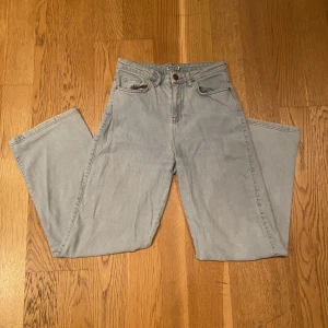 Jeans - Vida jeans ifrån Madlady. Stl 36.