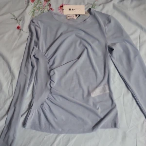 Nakd tröja  - Nakd tröja slm  är genomskinlig, helt ny!