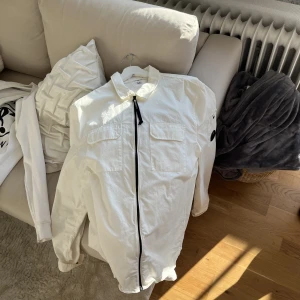 Jacka - Cp Company jacka i nyskick nästan aldrig använd