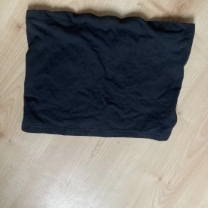 Tubtopp - Svart Tubtopp.