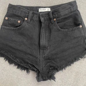 Shorts  - Shorts i bra skick. 