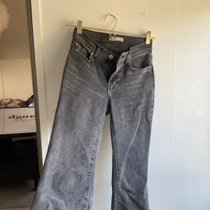 Low waist bootcut jeans - Gina tricot, low waist bootcut 