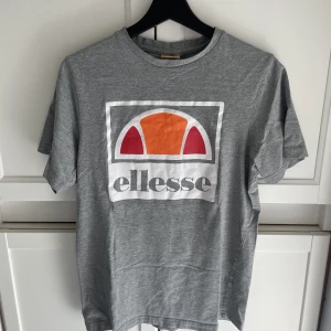 Ellesse T-Shirt  - Herr, Storlek M 