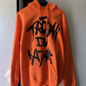 Norlie kkv hoodie  - Merch från Norlie och kkv. Använd fåtal gånger men i fint skick 