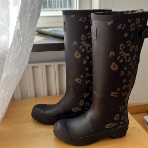 Tom Joule ”Joules” gummistövlar - Snygga stövlar som användts ett par ggr.