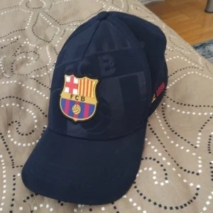 FC Barcelona keps - FC Barcelona keps, bra skick, mörk blå.