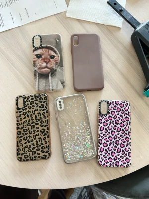 iPhone xs skal - Säljer alla skal till iPhone xs då jag nyss bytta telefon! Alla för 25kr!