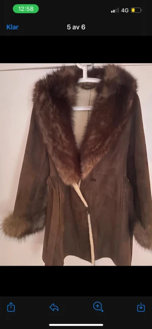 Amore.se - Pälskkappa från amore.se Nypris 24000kr helt ny oandvänd storlek xs