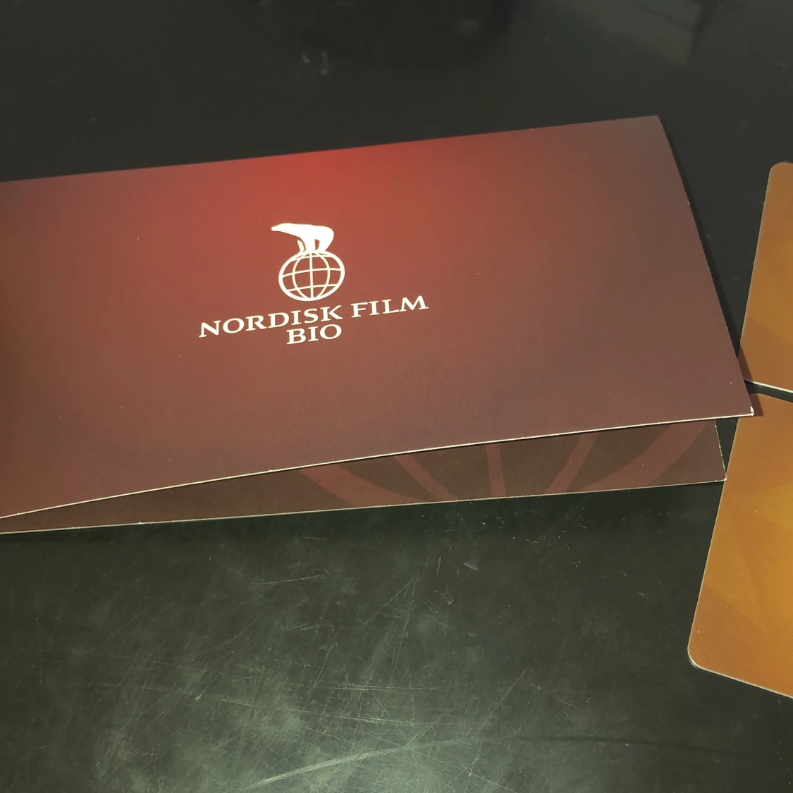 Två bio biljetter  - 90